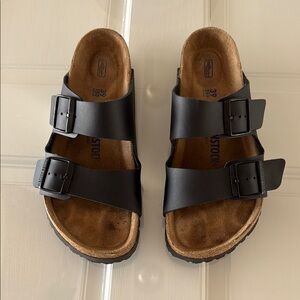 BIRKENSTOCK Arizona Soft Footbed Two-Strap Sandals ***EXCELLENT CONDITION***
